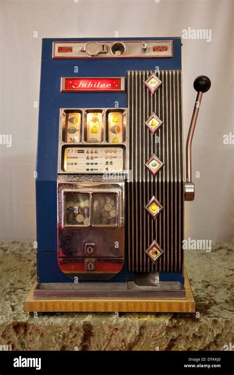 mechanical slot machine